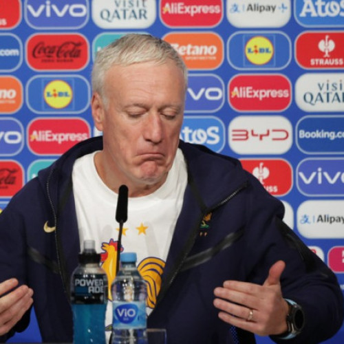 Didier Deschamps își apără echipa înaintea semifinalei cu Spania