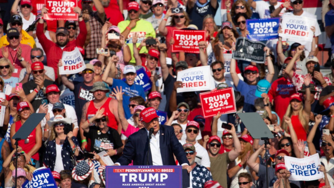 Tentativa de asasinat asupra fostului președinte Trump schimbă dramatic cursa prezidențială din SUA