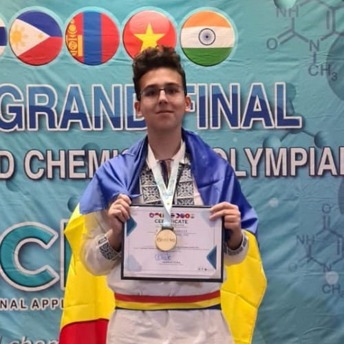 Alexandru Mereuta, distins cu medalia de aur la Olimpiada Internațională de Chimie Aplicată