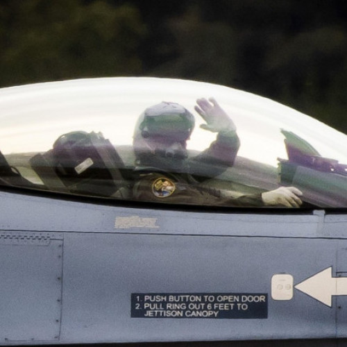 Avioane F-16 olandeze, livrate Ucrainei pentru întărirea forțelor aeriene