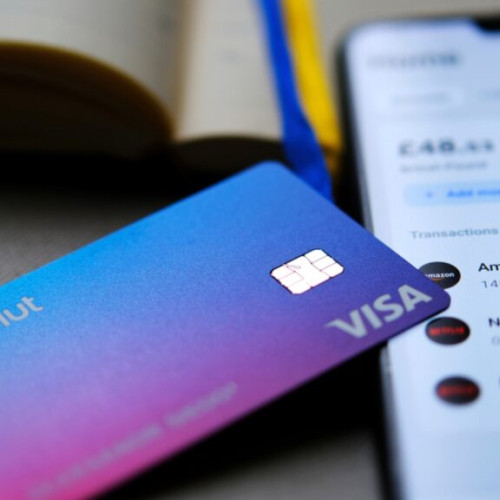 Revolut critică Meta pentru lipsa despăgubirilor victimelor fraudei