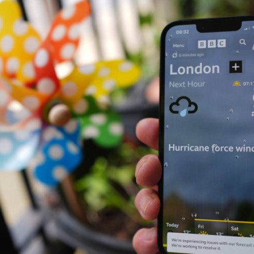 Britanicii în alerta din cauza unei erori a aplicației meteo BBC