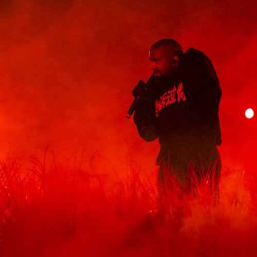 Kanye West, cunoscut acum sub numele de Ye, a susținut spectacole sold-out în China