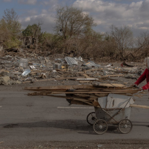 Reportaj BBC la un pas de linia frontului.„De ce vrea Putin mai mult pământ? Nu are destul?
