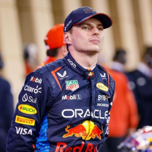 Max Verstappen vrea să rămână la Red Bull, în ciuda dificultăților echipei