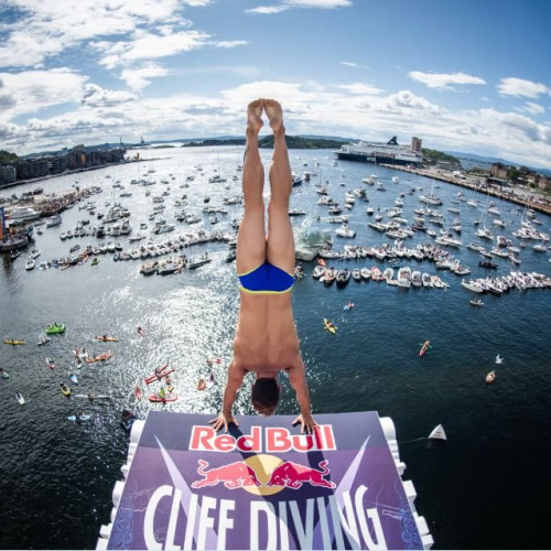 Constantin Popovici, locul doi în sezonul Seriei Mondiale Red Bull Cliff Diving