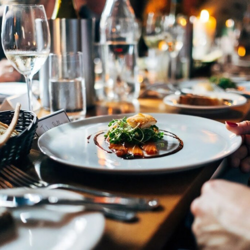 Antreprenorii din HoReCa se confruntă cu provocări majore în 2025