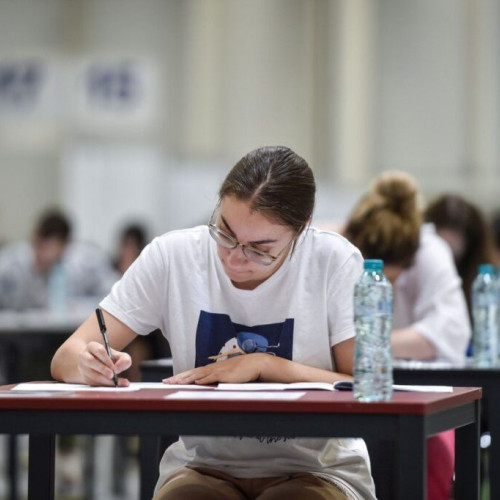 Cursuri gratuite de pregătire pentru admiterea la UMF Iași
