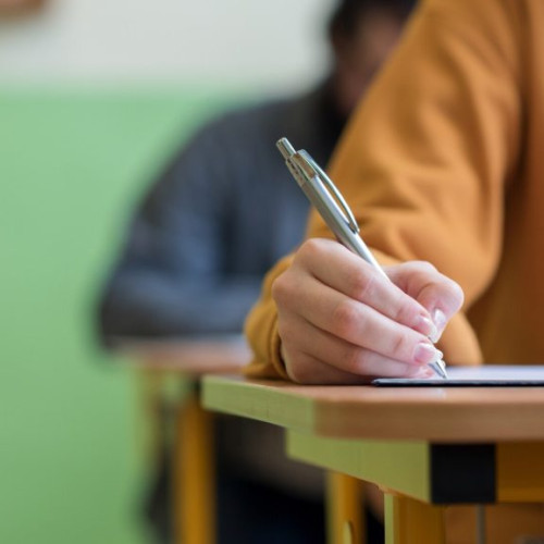 Elevii din clasele a XI-a și a XII-a pot participa la simularea examenului de admitere la UMF Iași