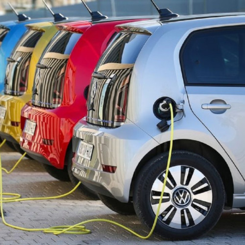 Vânzările de mașini electrice în Norvegia ating cote record în ianuarie