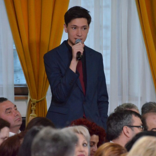 Elevii din Iași salută noile planuri-cadru propuse de Ministerul Educației