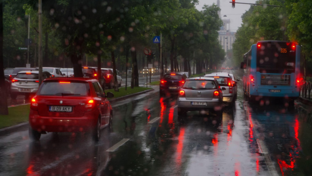Vreme rece în următoarea săptămână, cu îmbunătățiri așteptate din iunie