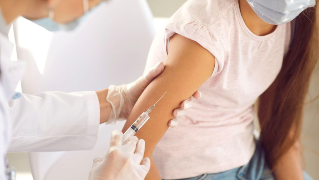 Statele Unite restricționează vaccinurile anti-COVID-19 pentru copii și femei însărcinate