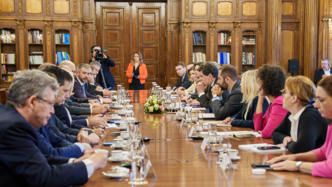 blocul național sindical reclamă lipsa dialogului social cu reprezentanții salariaților în timpul consultărilor lui Nicușor Dan cu partidele parlamentare și mediul de afaceri