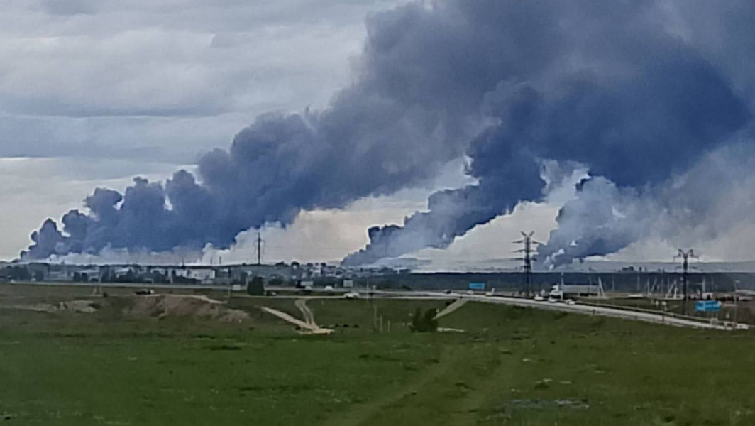 Baze aeriene ruse, vizate de atacuri ucrainene, prezentate de imagini satelit