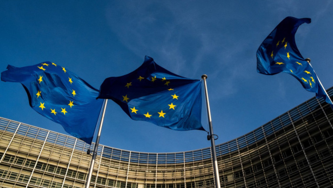 România, confruntată cu riscuri de adâncire a dezechilibrelor economice, conform recomandărilor Comisiei Europene