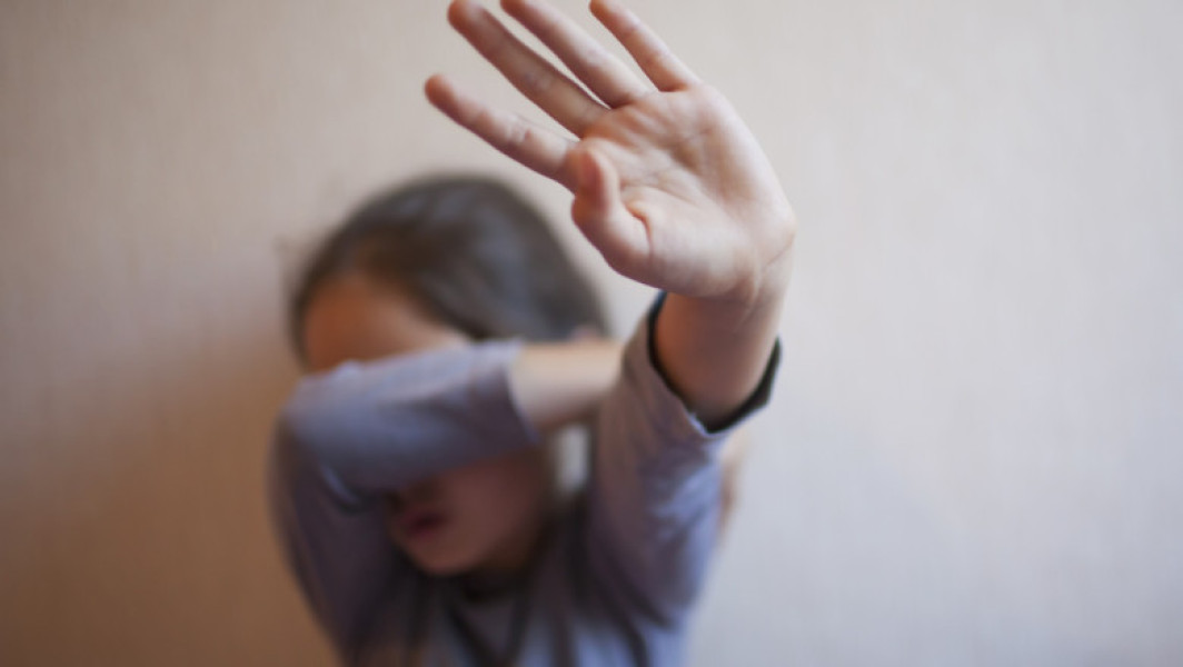 doi frați din arad, retrași din familia violentă. părinții au fost acuzați de abuz asupra copiilor