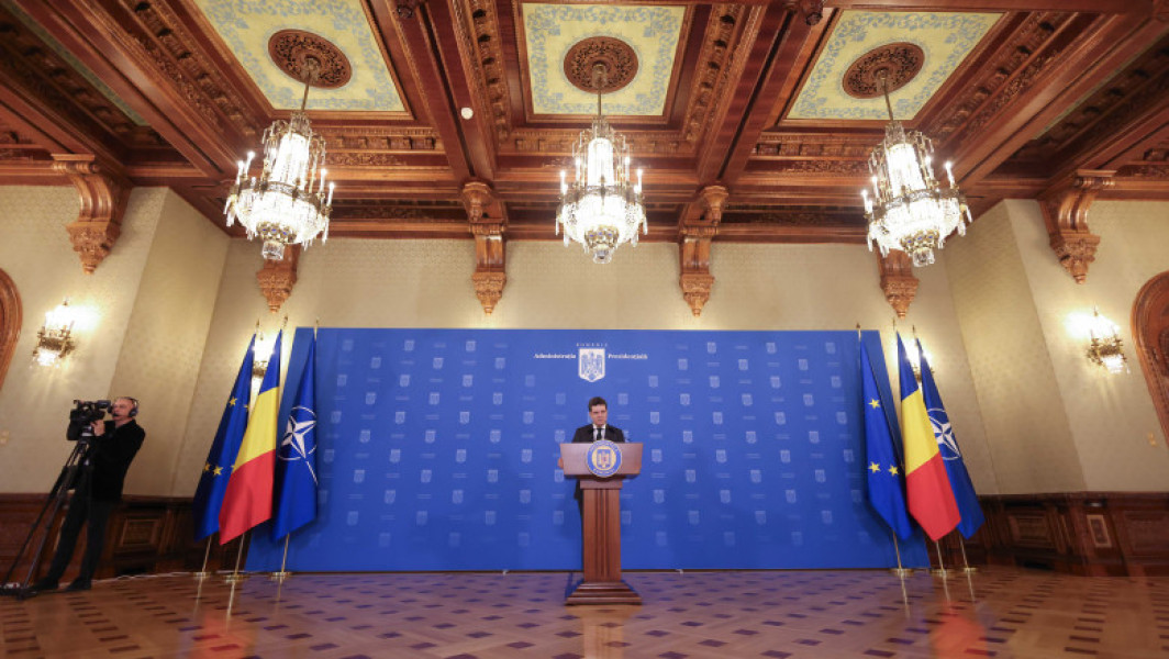 Consultări pentru desemnarea prim-ministrului la Palatul Cotroceni. Liderii partidelor parlamentare s-au reunit joi dimineața pentru a discuta despre formarea noului Guvern, însă cele mai importante ponte sunt declarațiile controversate ale reprezentanților AUR.