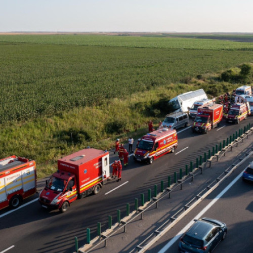 Accident grav pe autostrada A2 din județul Călărași: un copil de 9 ani, în stare critică