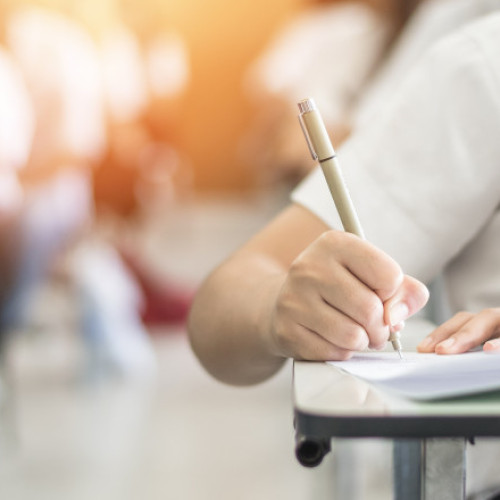 examenul național pentru elevii de clasa a VIII-a de începutul lunii iunie 2025