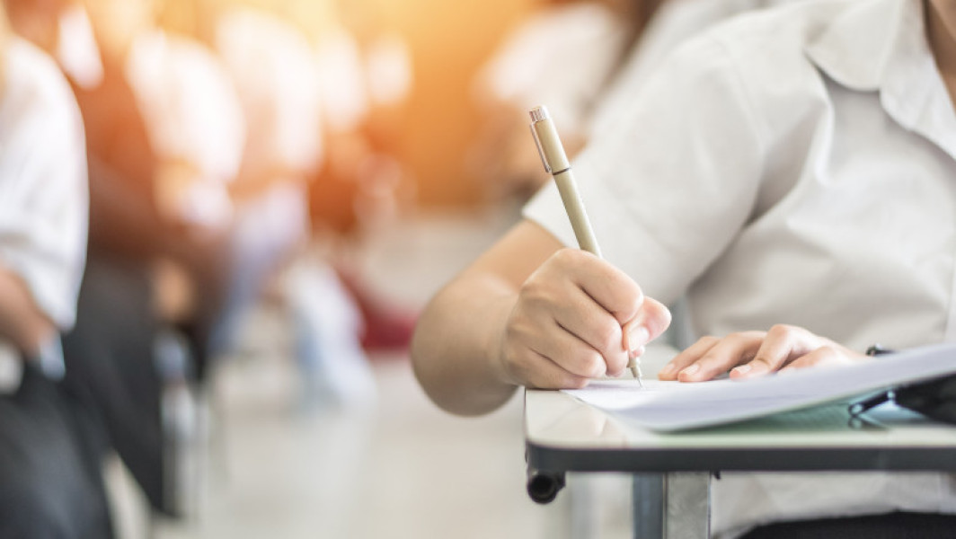 examenul național pentru elevii de clasa a VIII-a de începutul lunii iunie 2025
