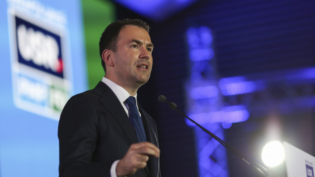 Guvernul Bolojan, chemat la responsabilitate pentru a salva România