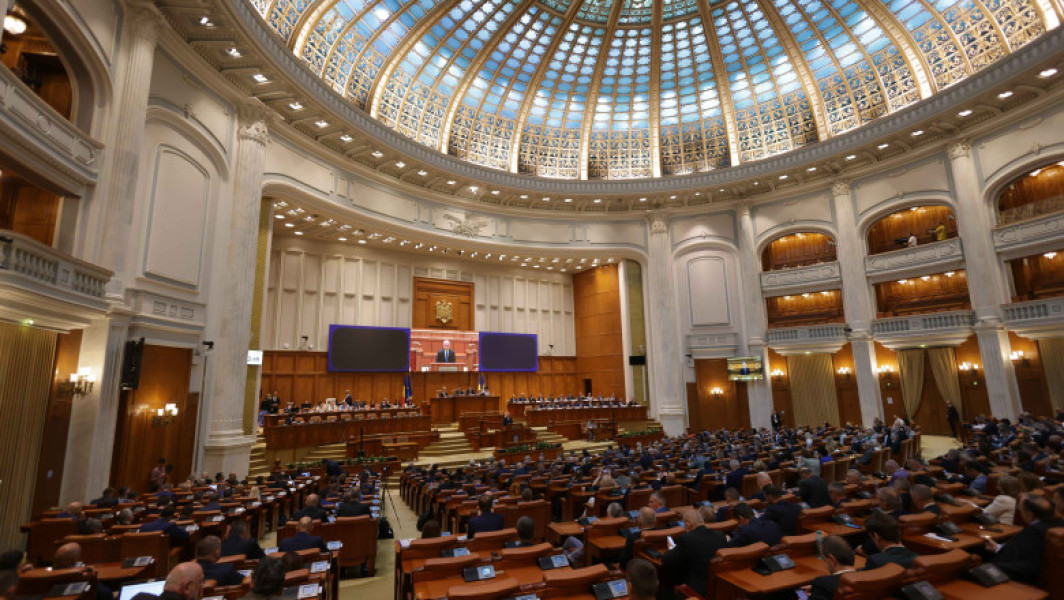 Parlamentul a ales, marți, noii președinți ai celor două camere, după ce Ilie Bolojan și Ciprian Șerban au fost numiți în funcții în Guvern, primul ca premier și celălalt ca ministru al Transporturilor.