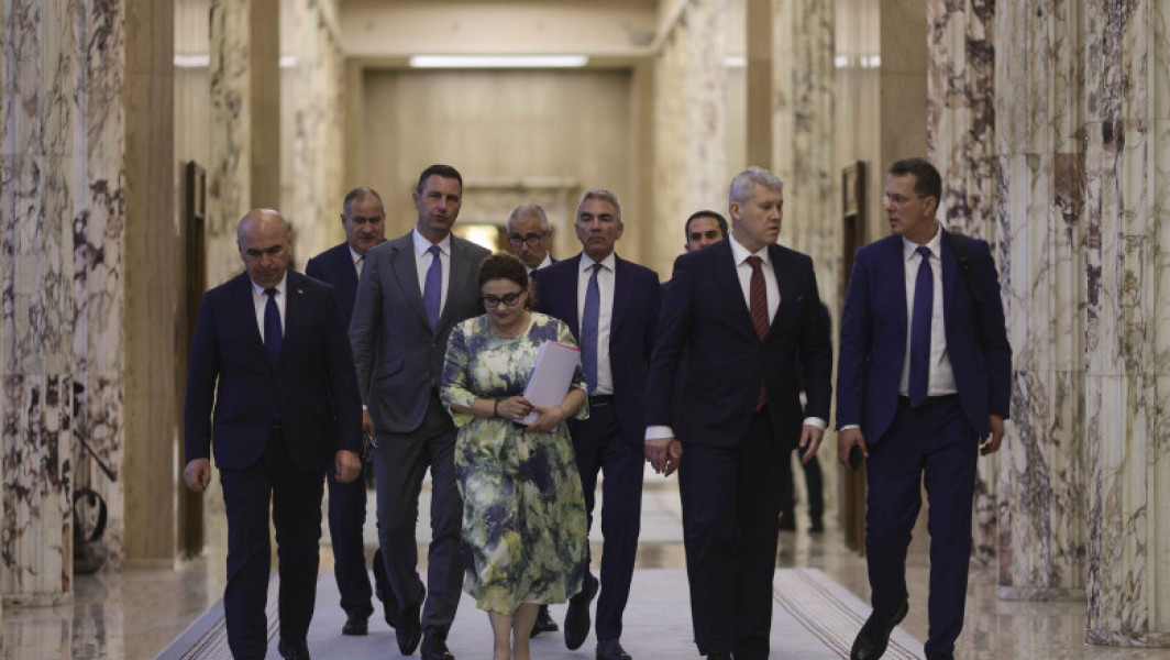 miniștri bogați în guvernul bolojan: cine are cele mai mari averi