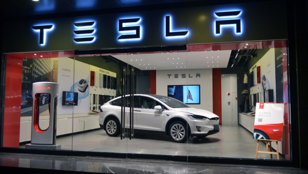Vânzările Tesla în Europa înregistrează o scădere continuă