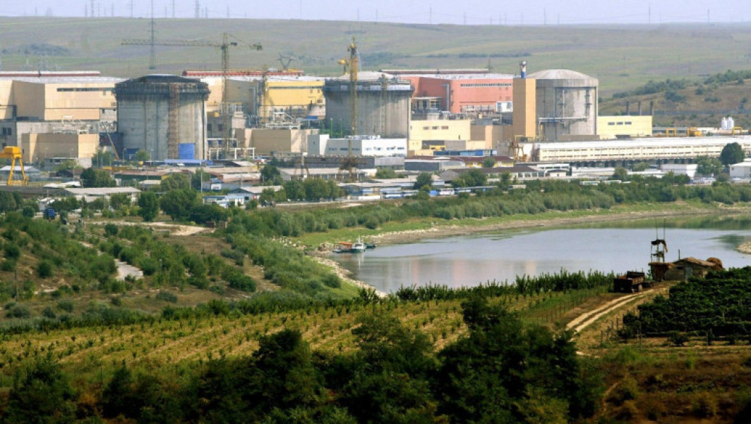 reactorul 2 al centralei de la Cernavoda, oprit pentru investigații