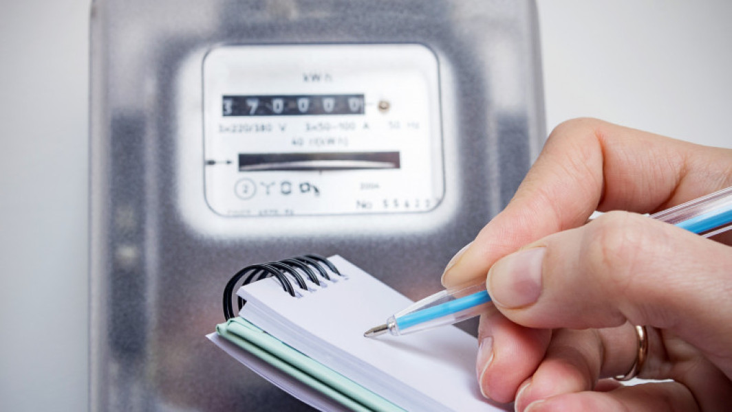 expirationarea schemei de plafonare a tarifelor la energie electrica și gazuril, afectând milioane de români