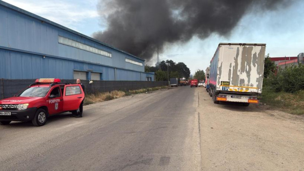 Incendiu la depozit din Sectorul 6 al Bucureștiului