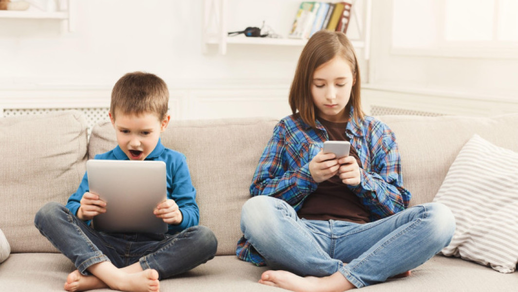 Studii arată cât de vulnerabili sunt copiii în mediul online