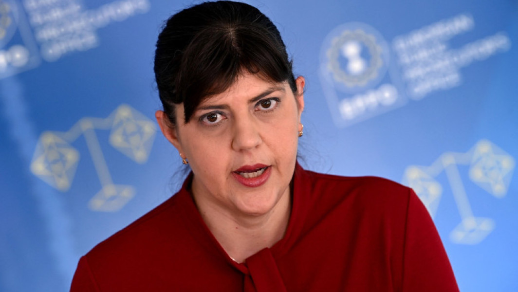 Trei persoane, inclusiv un lider presupus, puse sub acuzare pentru fraudă de 100 de milioane de euro cu fonduri europene