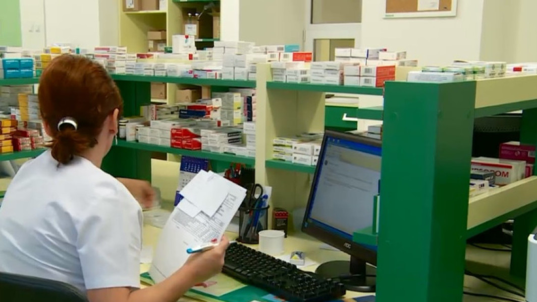 Farmaciile din România, în pericol din cauza întârzierilor la plata