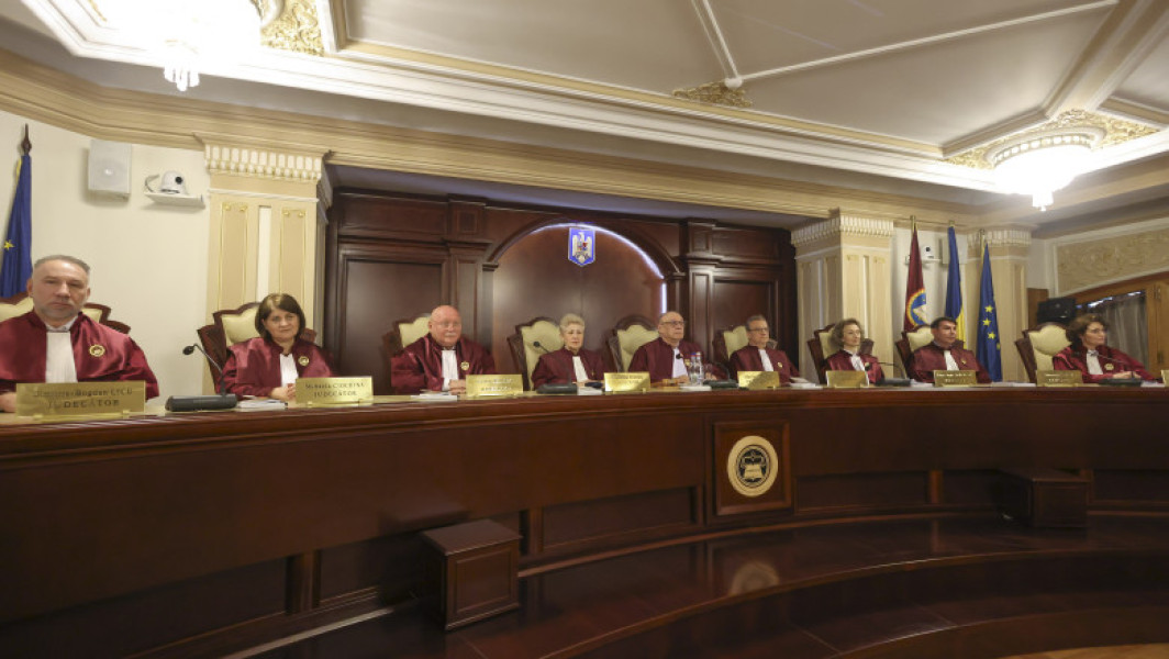CCR neagă acordarea unor prime de 180.000 de lei pentru judecătorii care își încheie mandatul