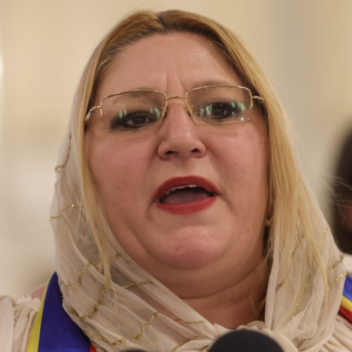 Ilie Bolojan și Diana Sosoacă au avut o discuție privind măsurile fiscale ale guvernului