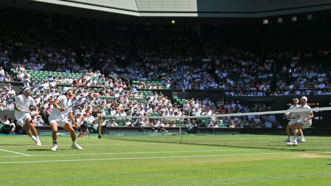 Jannik Sinner și Carlos Alcaraz vorlupta în finala Wimbledon de duminică pentru un premiu record