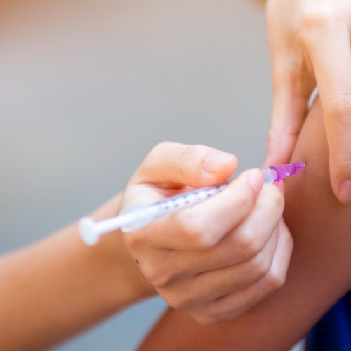 Rata vaccinării copiilor la nivel mondial s-a stabilizat după o scădere cauzată de criza COVID-19