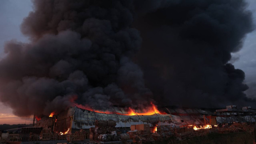Atac cu drone asupra unei fabrici din Vinnita, soldat cu răni și incendii