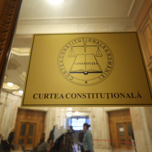curtea constituțională analizează sesizarea lui nicușor dan privind legea anti-antisemitism și xenofobie