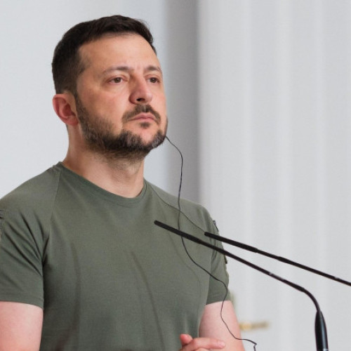 Zelenski anunță creșterea producției de armament în Ucraina și schimbări în guvern