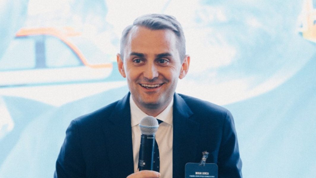 noul apartament al lui mihai jurca, angajat al cancelariei lui ilie bolojan, este de patru camere, conform documentelor consultate de digi24.ro. locuința are o suprafață utilă de 135,13 metri pătrați și o curte generoasă de 90 metri pătrați.