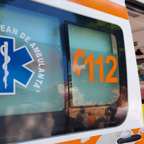 Bărbat urmărit după ce a furat și a fugit cu o ambulanță din Giurgiu