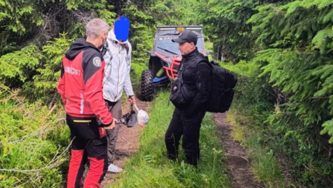 Trei cetățeni ucraineni salvați după ce s-au rătăcit în Munții Maramureșului