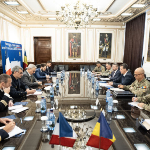 discuții despre cooperarea bilaterală între România și Franța în domeniul apărării