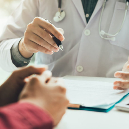 Controale la medicii care acordă concedii medicale în timpul unei verificări naționale