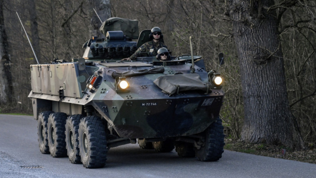 România depune proiecte pentru dezvoltarea industriei de apărare și a mobilității militare în cadrul mecanismului european SAFΕ