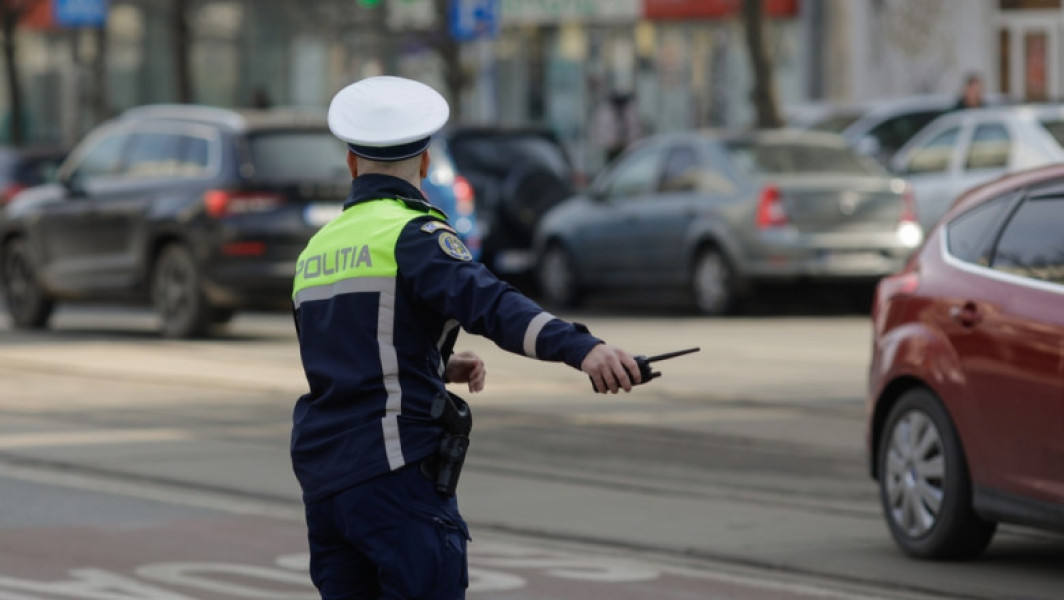 Politist din Gorj condamnat definitiv la aproape 8 ani de inchisoare pentru coruptie