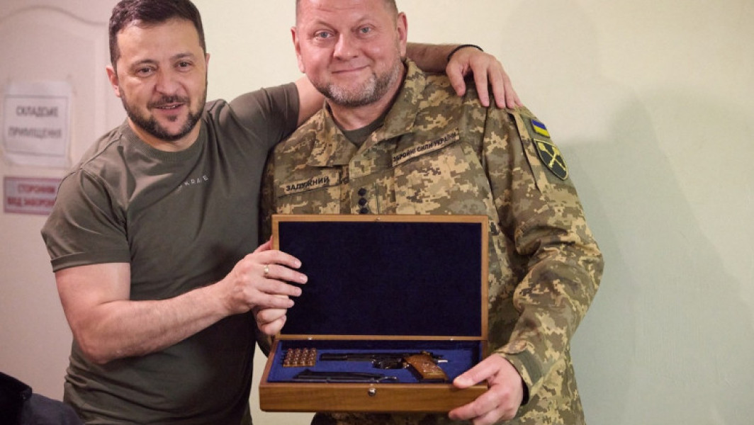 Oficiali militari și guvernamentali ucraineni, implicați într-o presupusă conspirație împotriva lui Zelenski